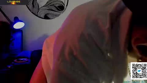 Snapshot of chris_angel01 chatting on 12/15/24, 12:51 chris_angel01 online show from 12/15/24, 12:51