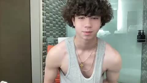 chris_baker1 online show from 04/19/26, 12:54