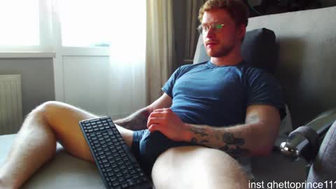 redhead thief of sausages and hearts online show from 05/20/26, 02:51