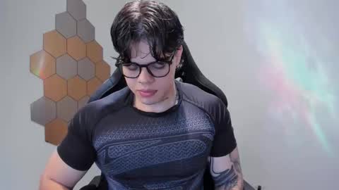 Chris Cooper Independent model online show from 11/28/25, 02:14