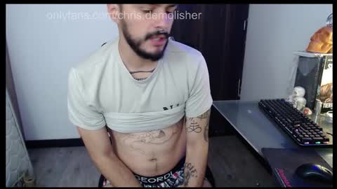 Snapshot of chris_demolisher chatting on 03/09/26, 08:35 Im back here lets play hard online show from 03/09/26, 08:35