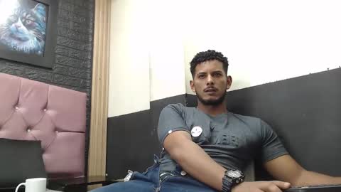 chris_dick2 online show from 10/22/25, 05:52