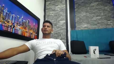 chris_dick2 online show from 02/03/26, 06:00