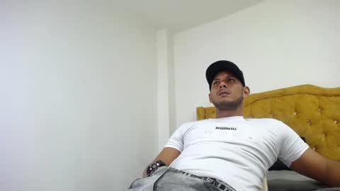 chris_dick2 online show from 07/04/26, 04:51