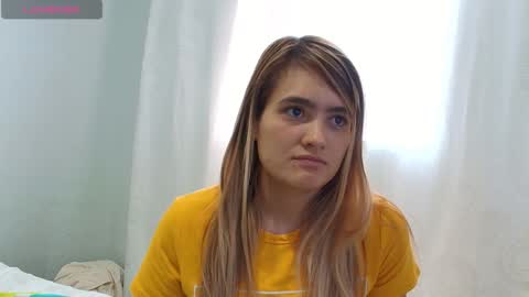 Snapshot of chris_sharon2023 chatting on 01/02/25, 06:01 Yarixa online show from 01/02/25, 06:01