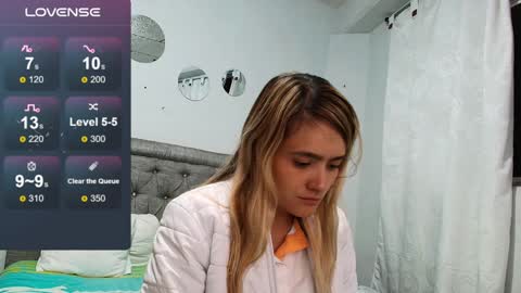 Snapshot of chris_sharon2023 chatting on 01/09/25, 02:11 Yarixa online show from 01/09/25, 02:11