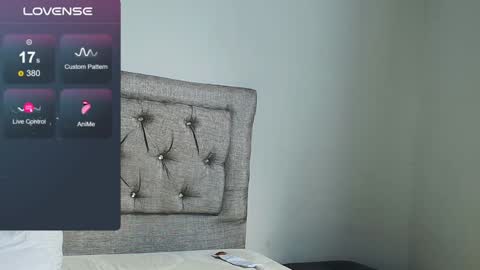 Snapshot of chris_sharon2023 chatting on 01/11/25, 06:33 Yarixa online show from 01/11/25, 06:33