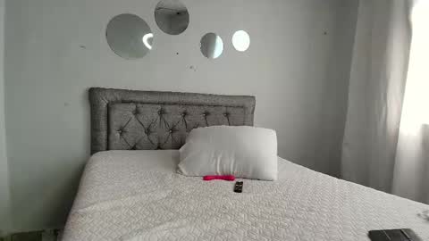 Snapshot of chris_sharon2023 chatting on 03/03/25, 09:15 Yarixa online show from 03/03/25, 09:15