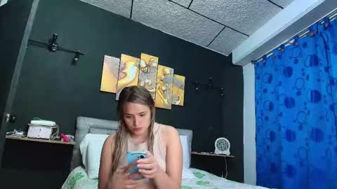 Snapshot of chris_sharon2023 chatting on 11/16/25, 11:21 Yarixa online show from 11/16/25, 11:21