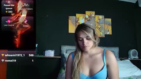 Snapshot of chris_sharon2023 chatting on 12/15/25, 09:41 Yarixa online show from 12/15/25, 09:41