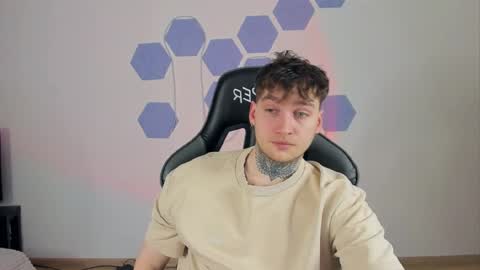 Chris Tyson online show from 12/29/24, 03:11