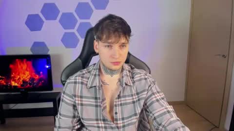 Chris Tyson online show from 01/09/25, 05:11