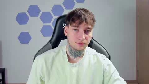 Chris Tyson online show from 01/18/25, 01:08