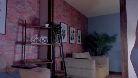 Chris Varden online show from 03/19/26, 07:40