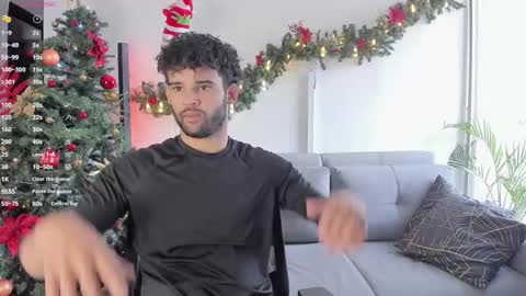 Im Chirs IM MODEL INDEPENDT online show from 12/10/24, 04:38