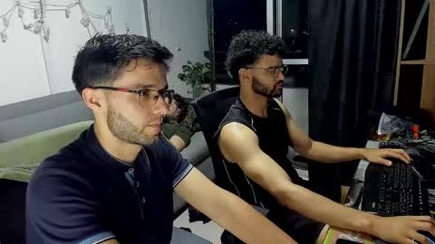 Im Chirs IM MODEL INDEPENDT online show from 02/12/25, 03:18