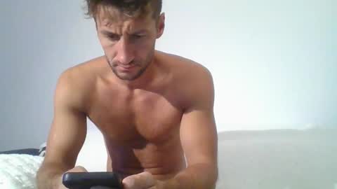 chrisaron online show from 09/28/25, 03:12