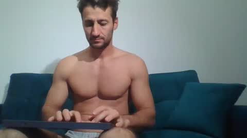 chrisaron online show from 11/21/25, 04:44