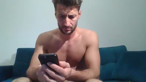 chrisaron online show from 12/05/25, 03:15