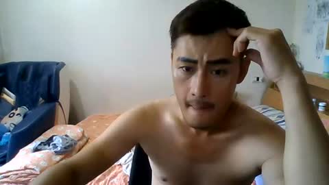 M I T online show from 06/18/26, 04:35