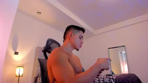 chrismorgan24 online show from 06/04/26, 03:29