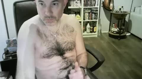 chrisprngr online show from 04/20/26, 10:22