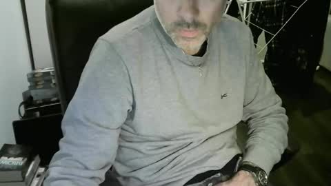 chrisprngr online show from 05/13/26, 04:15