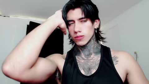 CHRIS  INDEPENT MODEL online show from 02/18/25, 05:42