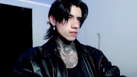 CHRIS  INDEPENT MODEL online show from 02/23/25, 03:18