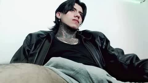 CHRIS  INDEPENT MODEL online show from 03/02/25, 08:50