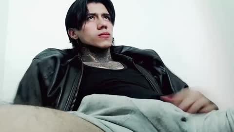 CHRIS  INDEPENT MODEL online show from 03/10/25, 11:27