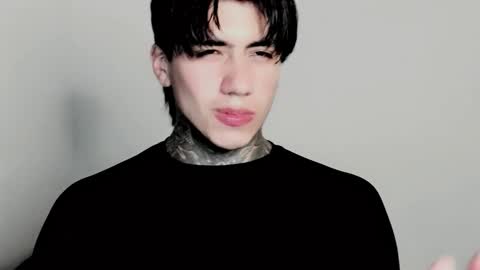 CHRIS  INDEPENT MODEL online show from 10/30/25, 11:49