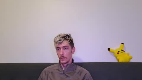 Christopher online show from 12/18/25, 01:11