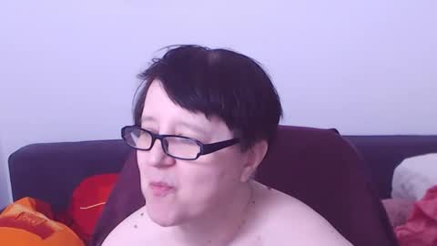 Snapshot of christarose chatting on 06/21/26, 01:35 Christa online show from 06/21/26, 01:35