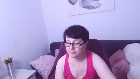 Snapshot of christarose chatting on 06/30/26, 08:10 Christa online show from 06/30/26, 08:10