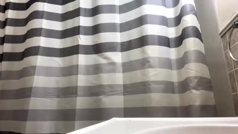 Tip me online show from 04/08/26, 12:27