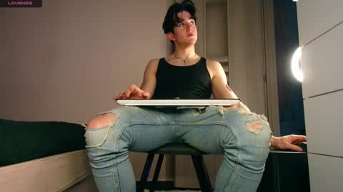 UPVOTE ME ------  ILL DO SOMETHING FOR FREE online show from 01/05/26, 10:35