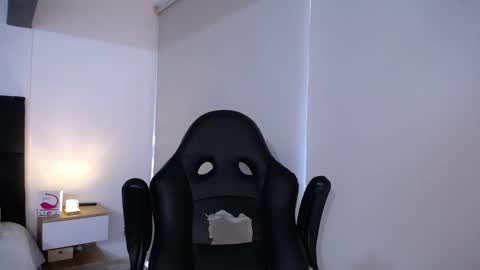 Snapshot of christianvalenzia chatting on 01/30/25, 12:37 Christian online show from 01/30/25, 12:37