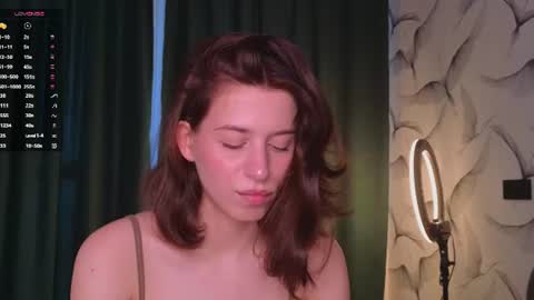 Cristina online show from 07/24/26, 08:45