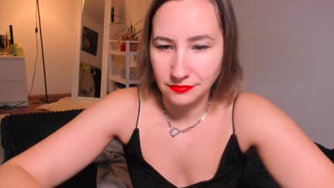 Snapshot of christina_rosse chatting on 11/02/25, 10:39 christina rosse online show from 11/02/25, 10:39
