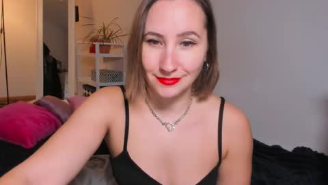 Snapshot of christina_rosse chatting on 11/03/25, 12:39 christina rosse online show from 11/03/25, 12:39
