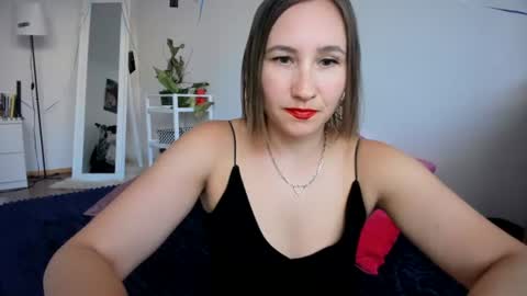 Snapshot of christina_rosse chatting on 06/26/26, 05:06 christina rosse online show from 06/26/26, 05:06