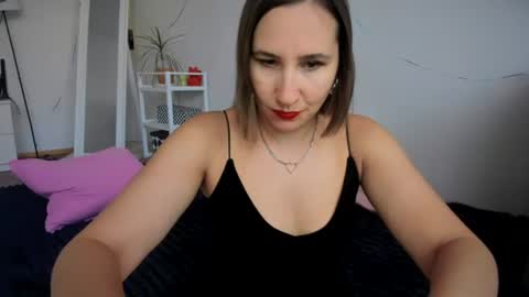 Snapshot of christina_rosse chatting on 07/09/26, 02:21 christina rosse online show from 07/09/26, 02:21
