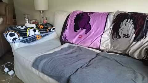 christinabby143 online show from 10/06/25, 06:16