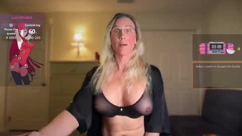 Snapshot of christinabruce chatting on 02/08/26, 11:57 Chris Tina Bruce online show from 02/08/26, 11:57