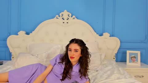 christinaconte online show from 03/09/25, 05:17