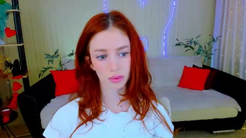 christinaconteeree online show from 07/07/26, 11:25