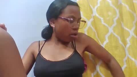 christinah262488 online show from 03/19/26, 02:48