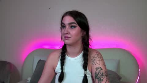 Christina online show from 01/21/25, 12:46