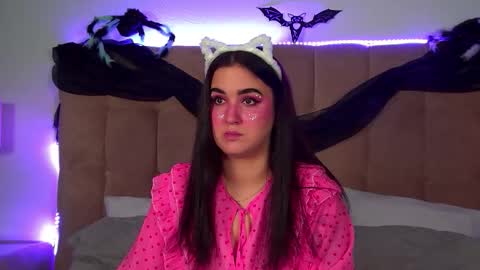 Christina online show from 11/01/25, 06:21